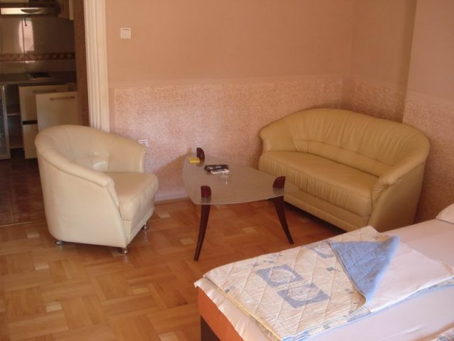 apartman sutomore 2-03